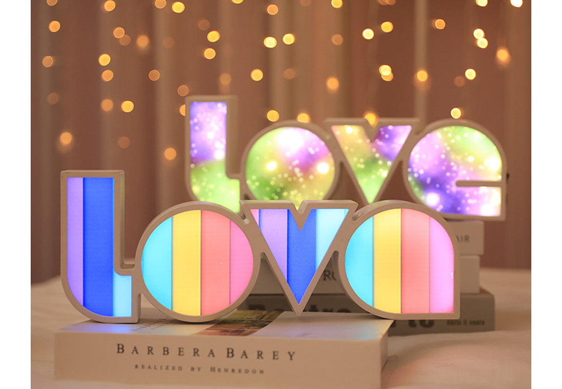 LED LOVE Light Sign for Bedroom Decor, Romantic Room Decoration, USB Night Light for Couples, Modern Home Accent